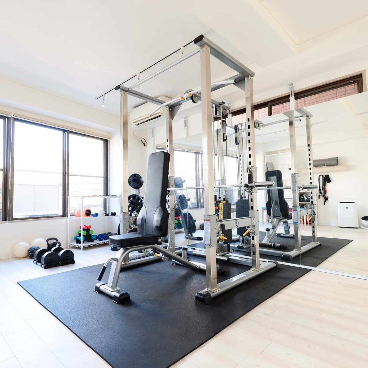 Point4 阪東橋エリア初のパーソナルトレーニングシム