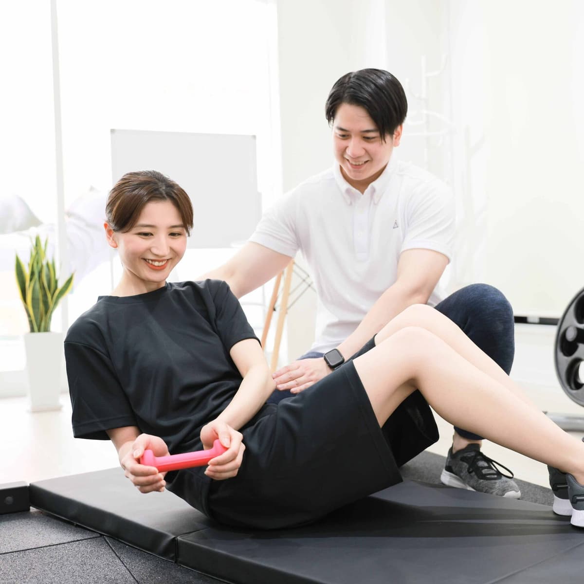 Point1 無料で体験パーソナルを受けることができるから初めてでも安心!!