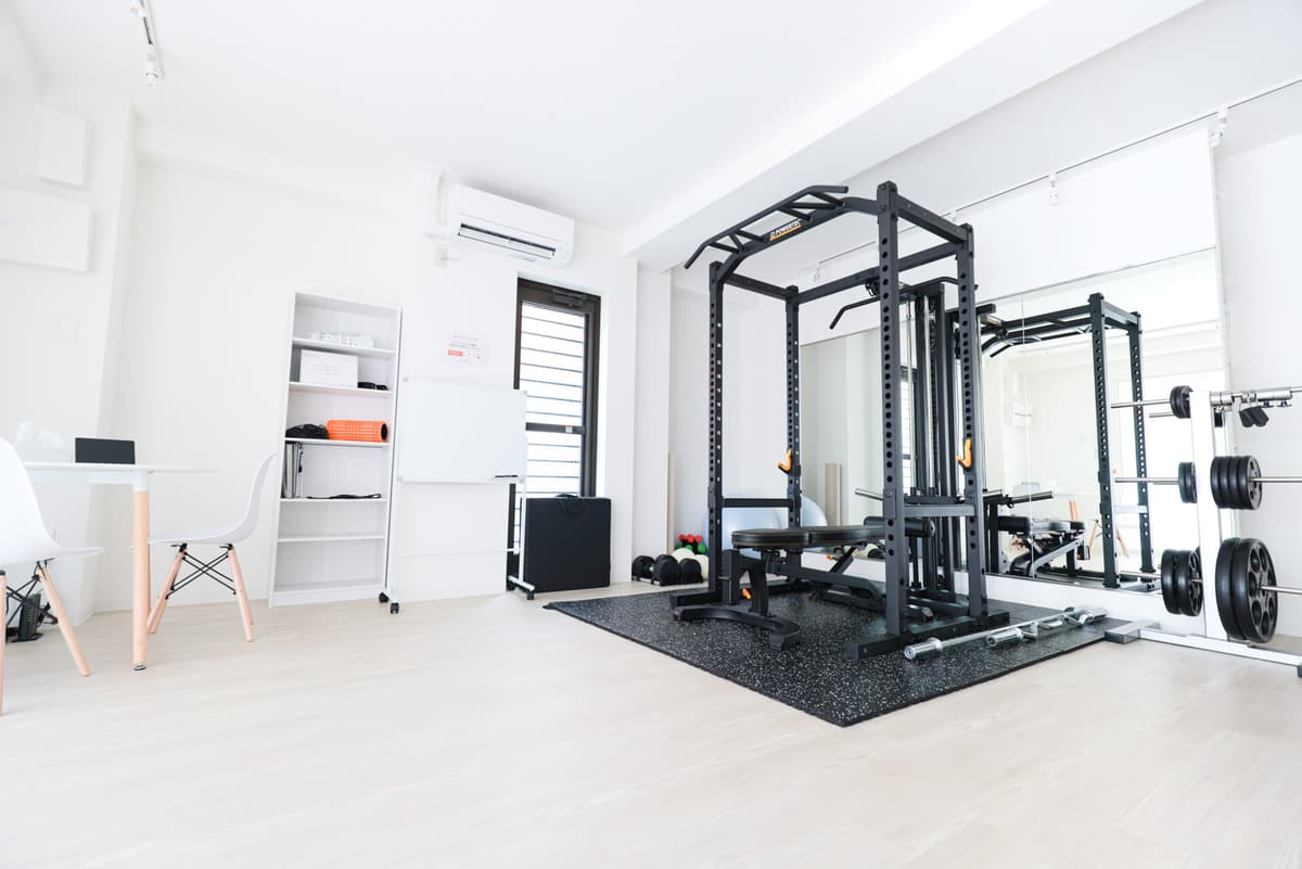 Point1 プライベートな個室で人目を気にせずトレーニング!