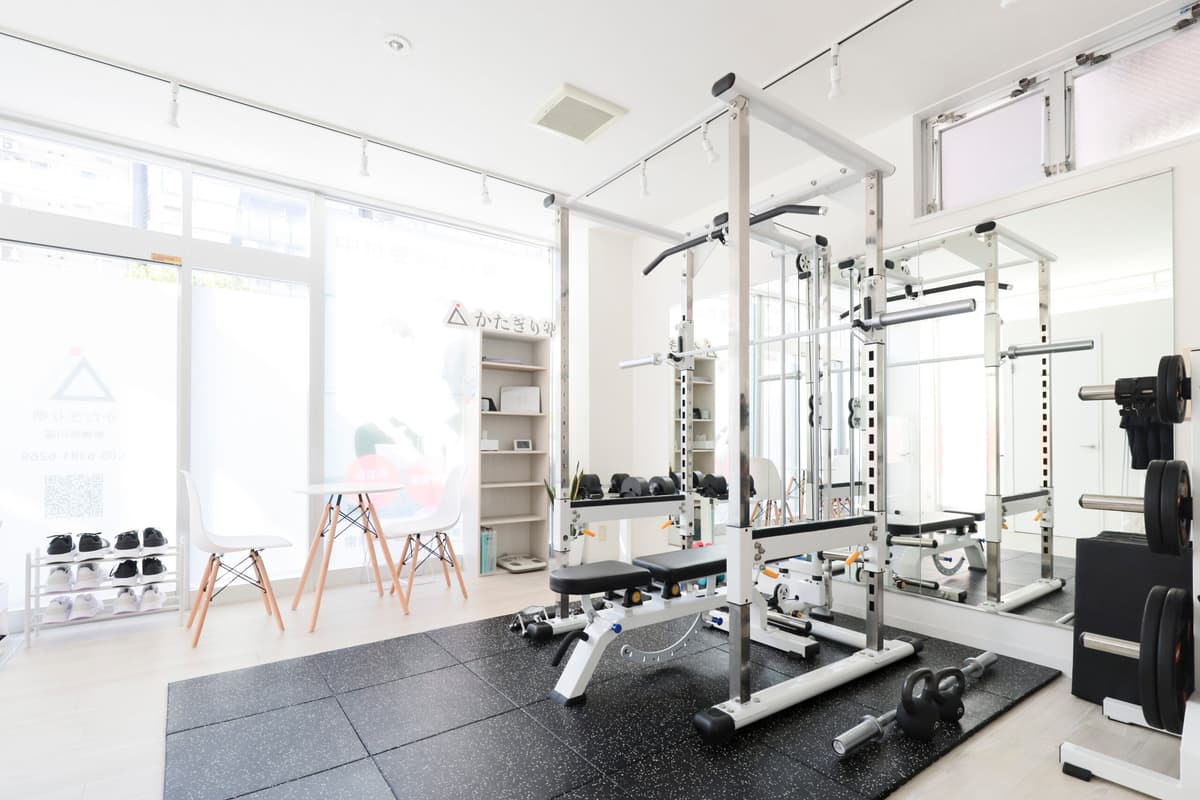 Point2 完全個室の空間で安心してトレーニングできる!