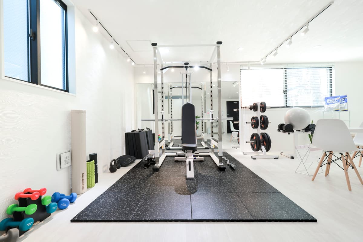 Point2 完全個室の空間で安心してトレーニングできる!