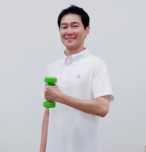 山岸由宜