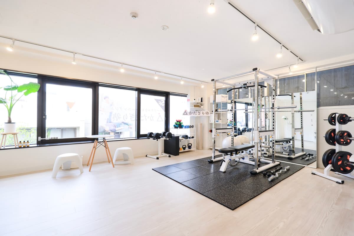 Point2 完全個室の空間で安心してトレーニングできる!