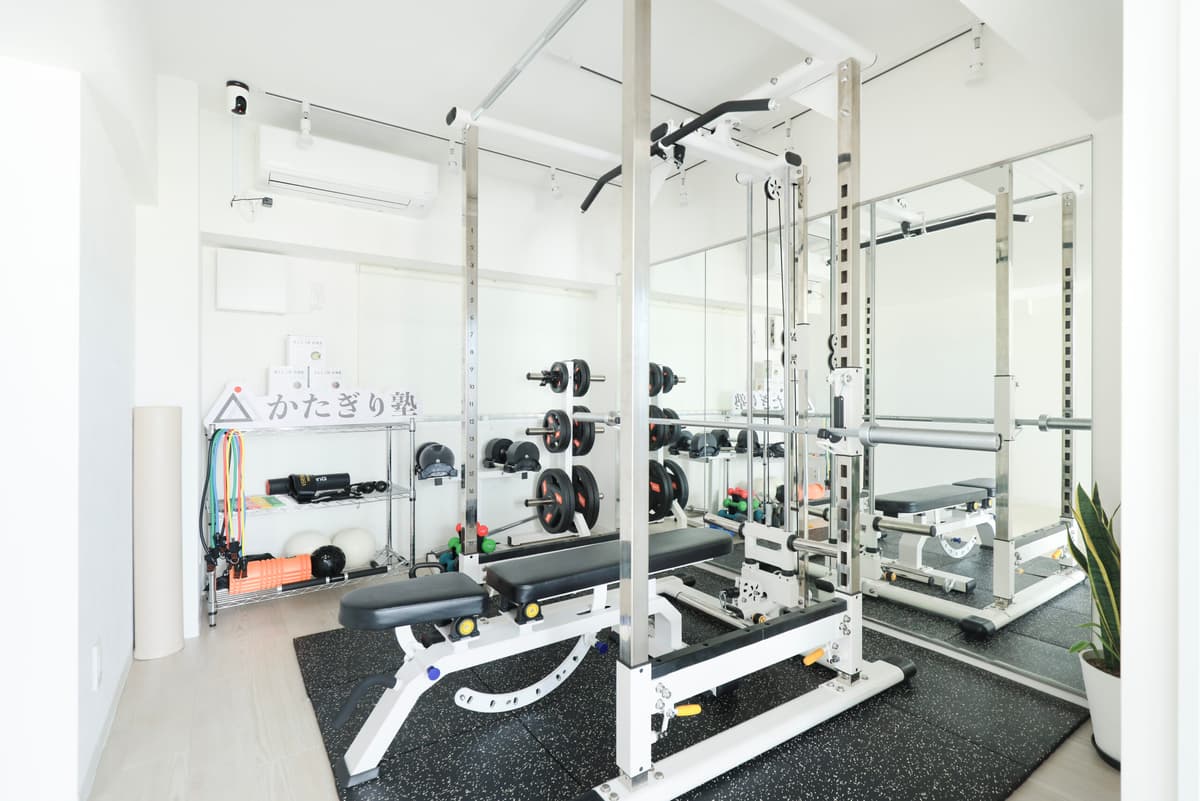 Point2 完全個室の空間で安心してトレーニングできる!