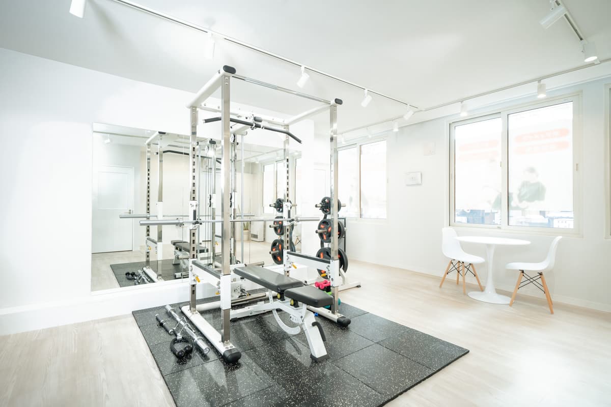 Point1 人目が気にならない!完全個室の空間で安心!