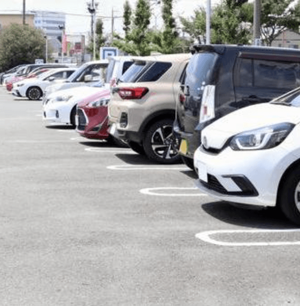 Point2 駐車場完備でお車のお越しでも大丈夫!