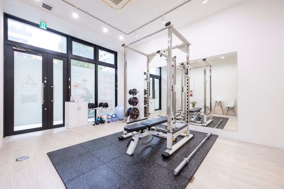 Point3 あなただけの完全個室のトレーニングジム