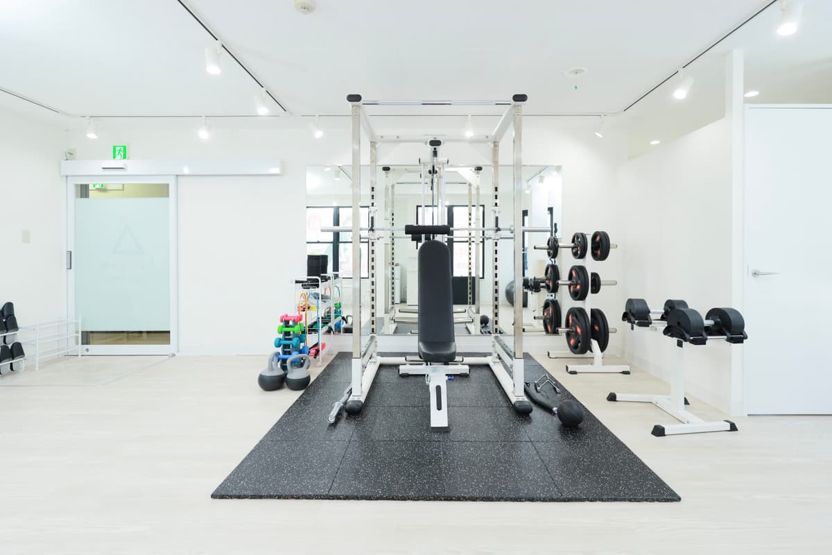 Point2 完全個室の空間で安心してトレーニングできる!