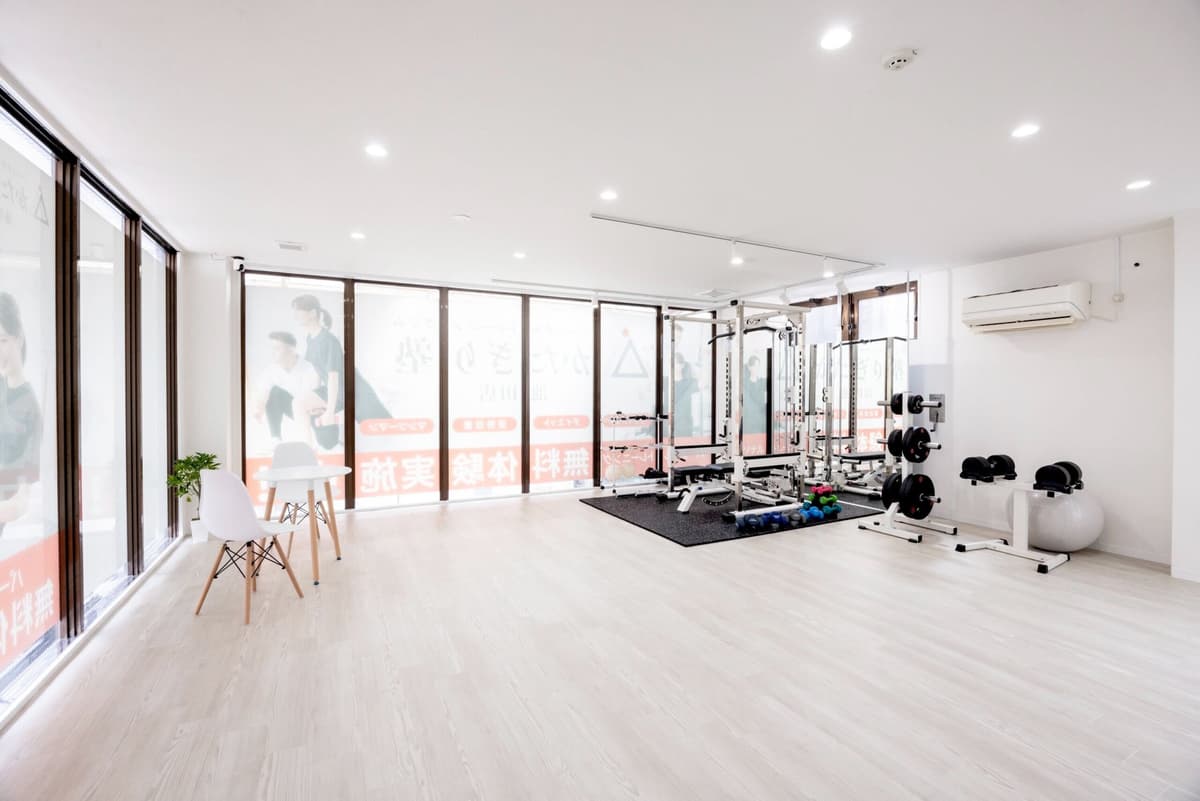 Point3 完全個室の綺麗な空間で安心してトレーニングできる!