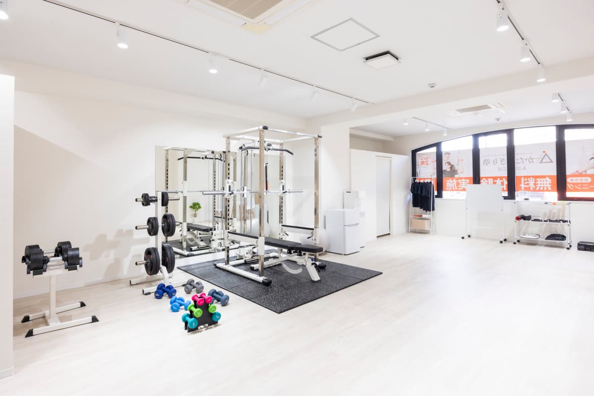 Point5 開放的な広々空間で完全個室のトレーニングができる!