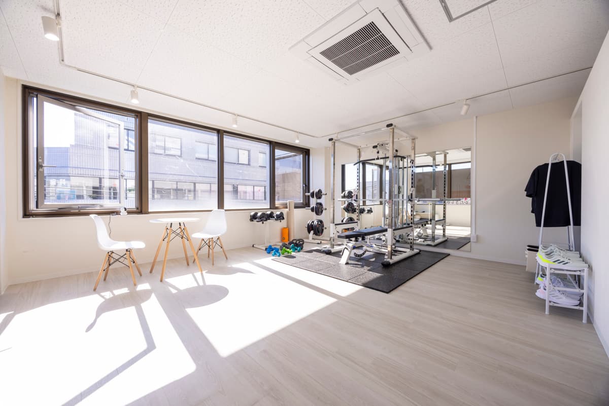 Point2 完全個室の空間で安心してトレーニングできる!