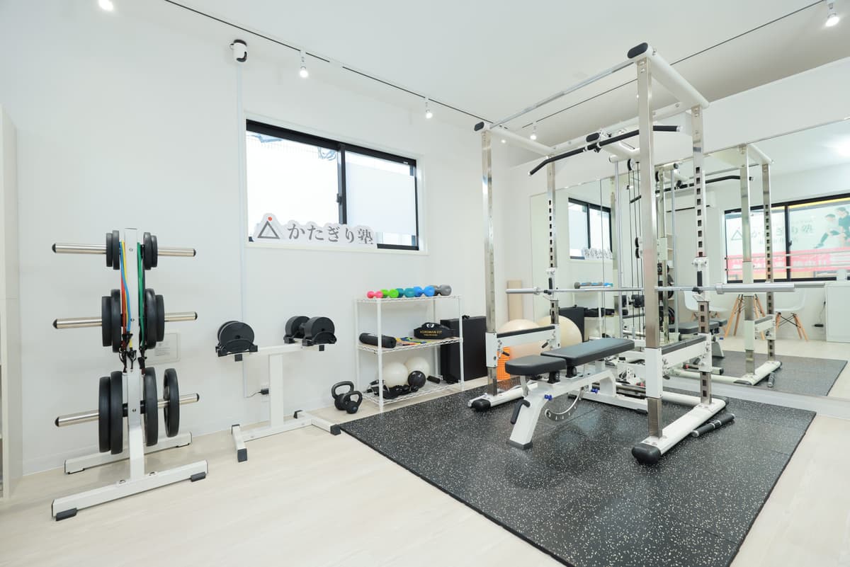 Point1 【プライベートな完全個室】
人目を気にせずトレーニング!