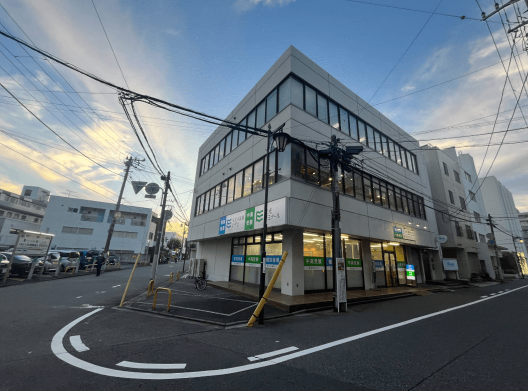 Point1 【駅徒歩1分】
”通いやすい"から、ダイエットが続く!